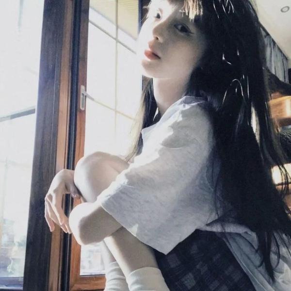 男人嬉春